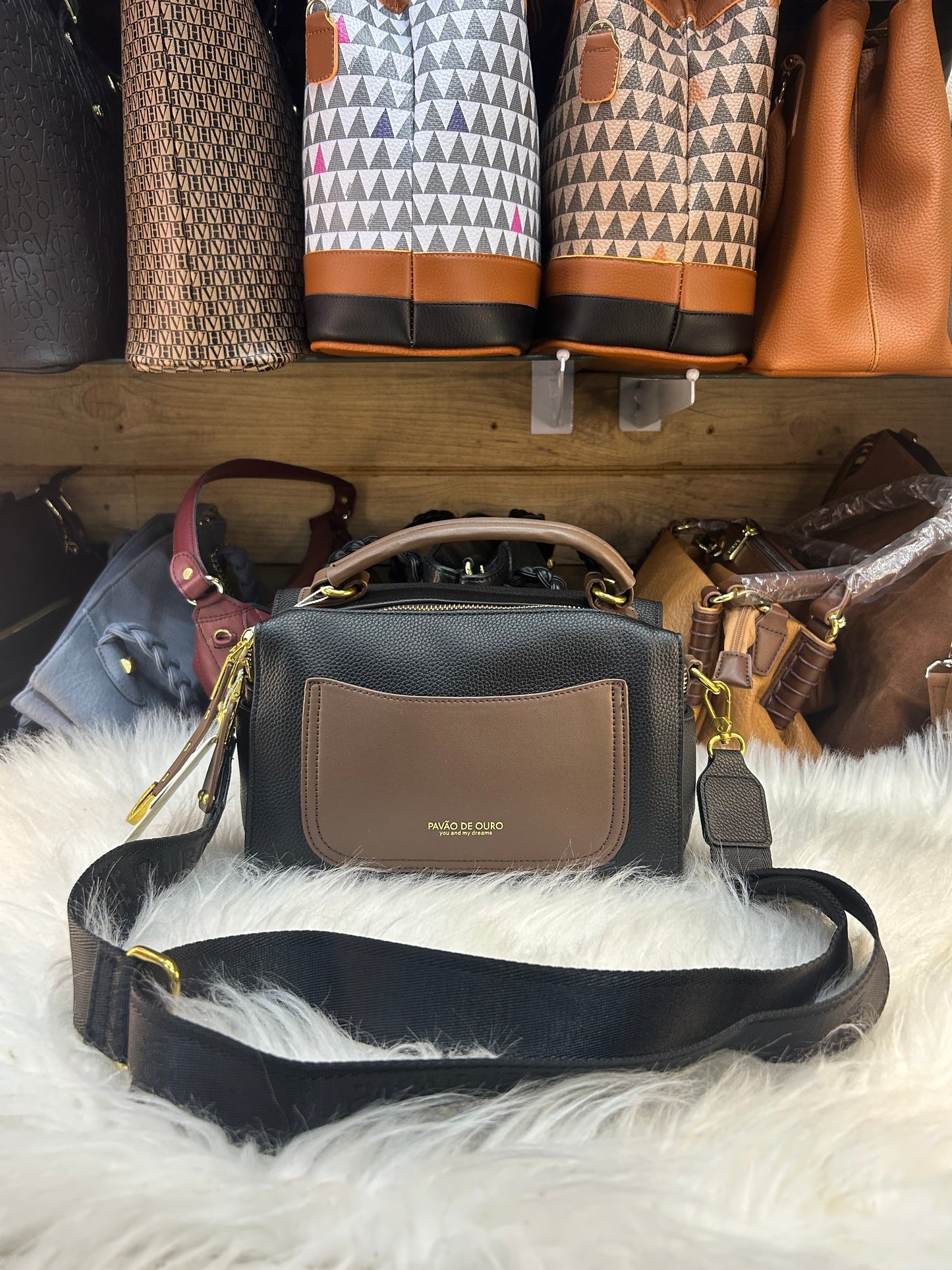 Bolsa frasqueira pavão de ouro