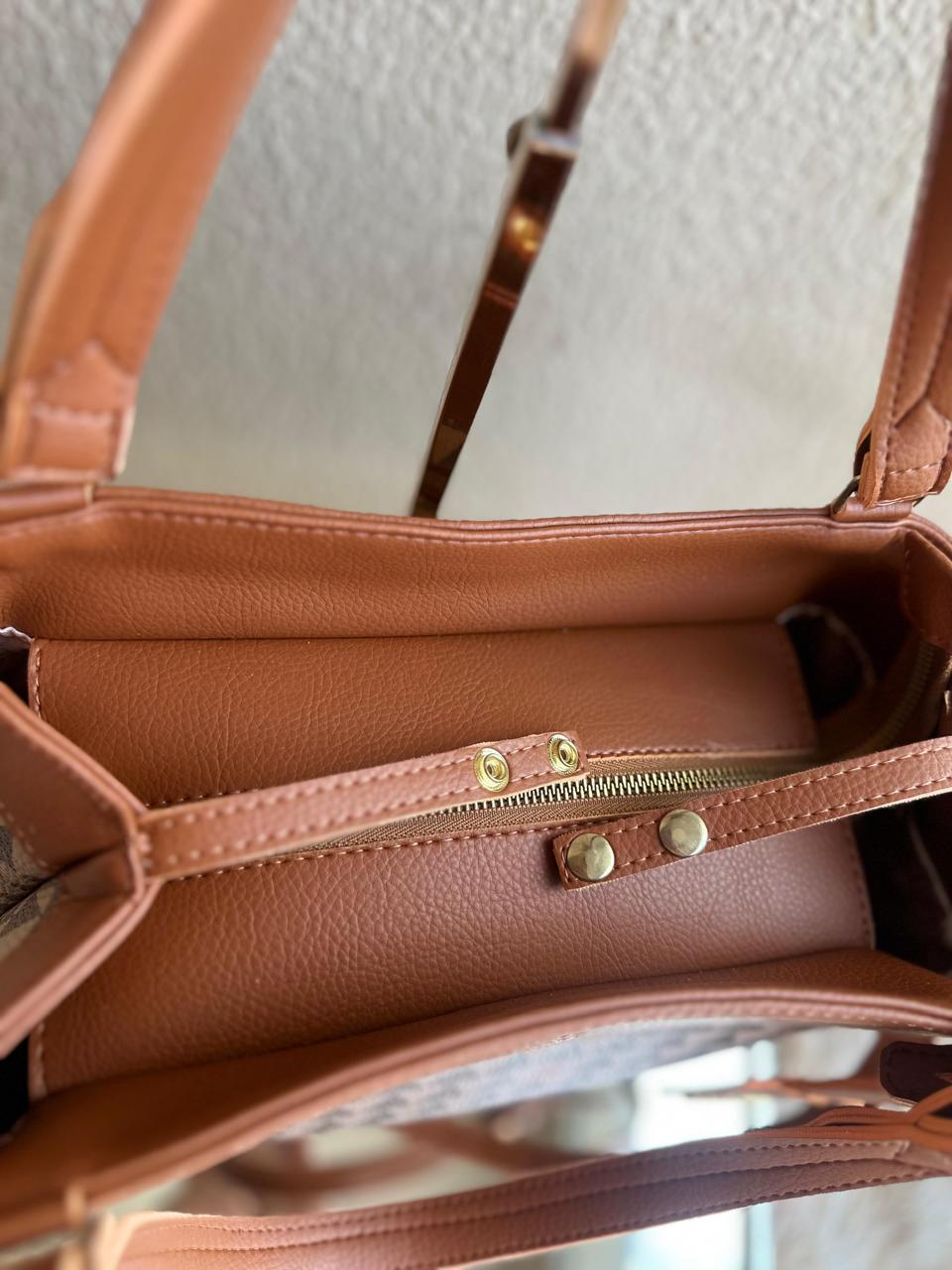 Bolsa grande quadriculada