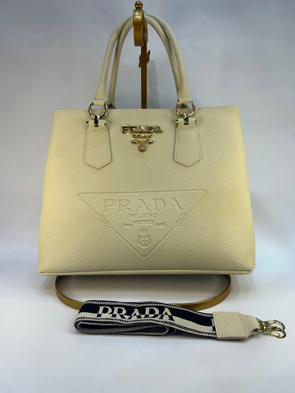 Bolsa bordada 2 alças