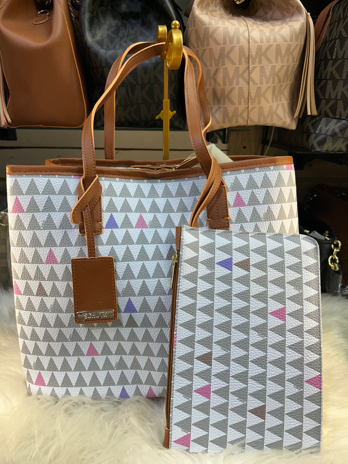 Bolsa grande quadrangulada