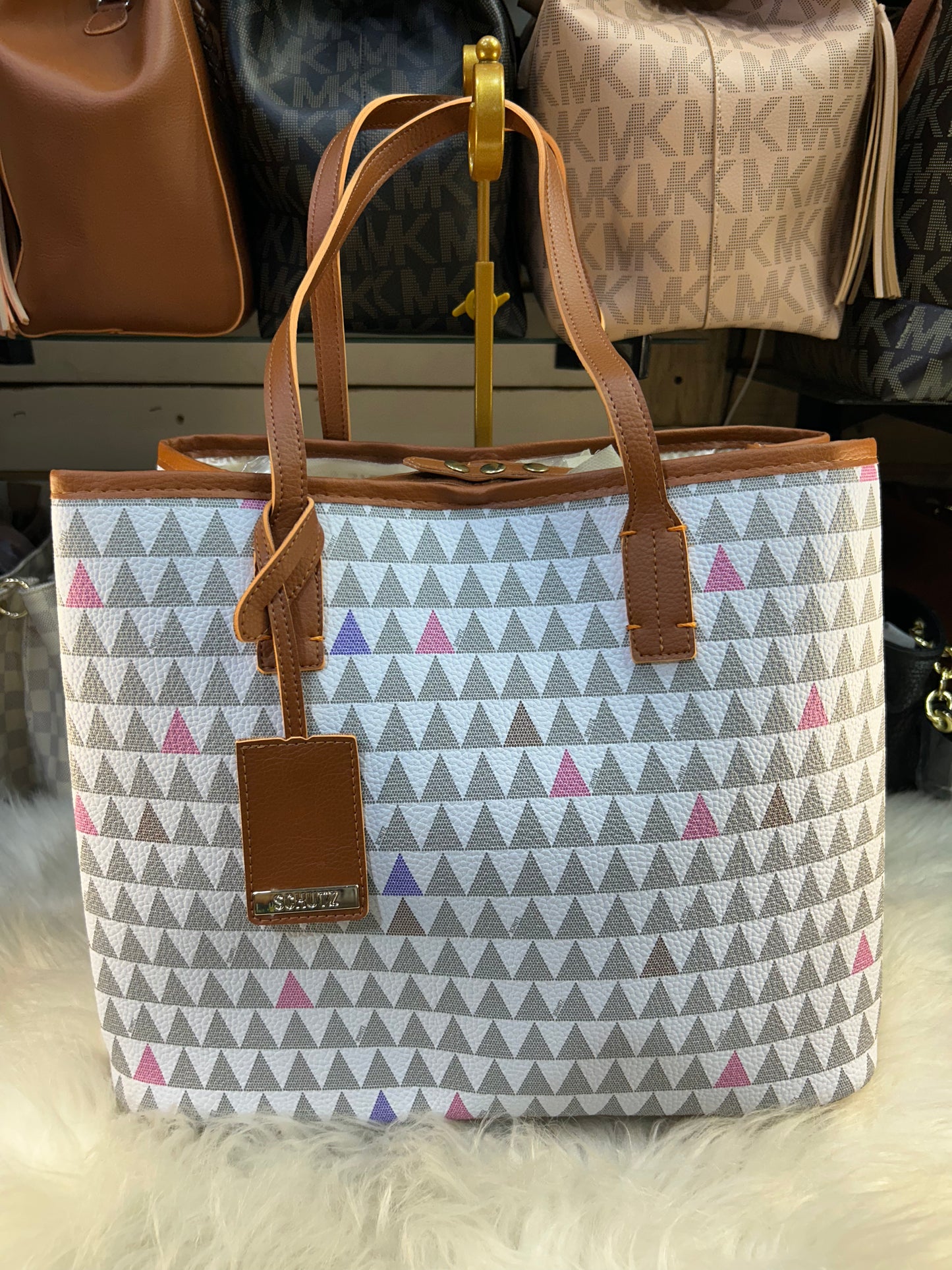 Bolsa grande quadrangulada