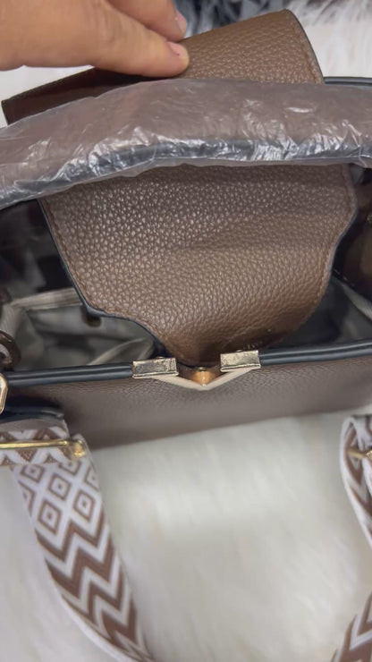 Bolsa alça listrada